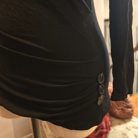 Black tunic - Picture 2 of 3